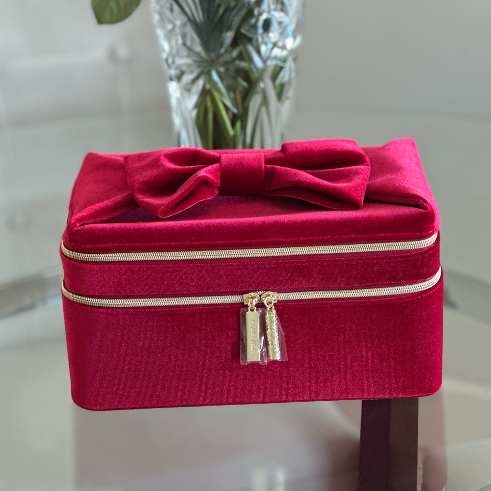Estée Lauder Train Case Makeup Bag